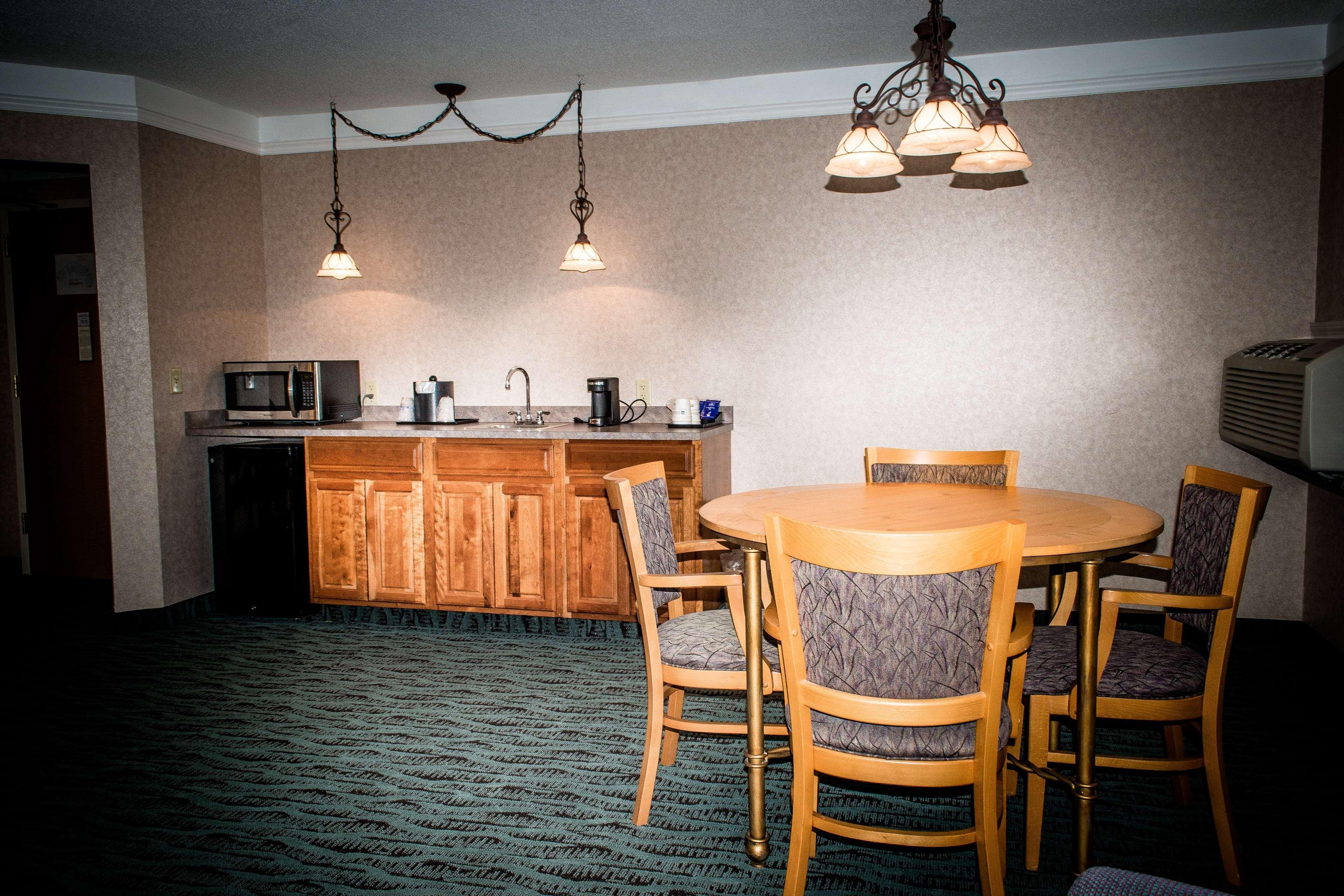 Best Western Plus Executive Court Inn & Conference Center Manchester Eksteriør bilde