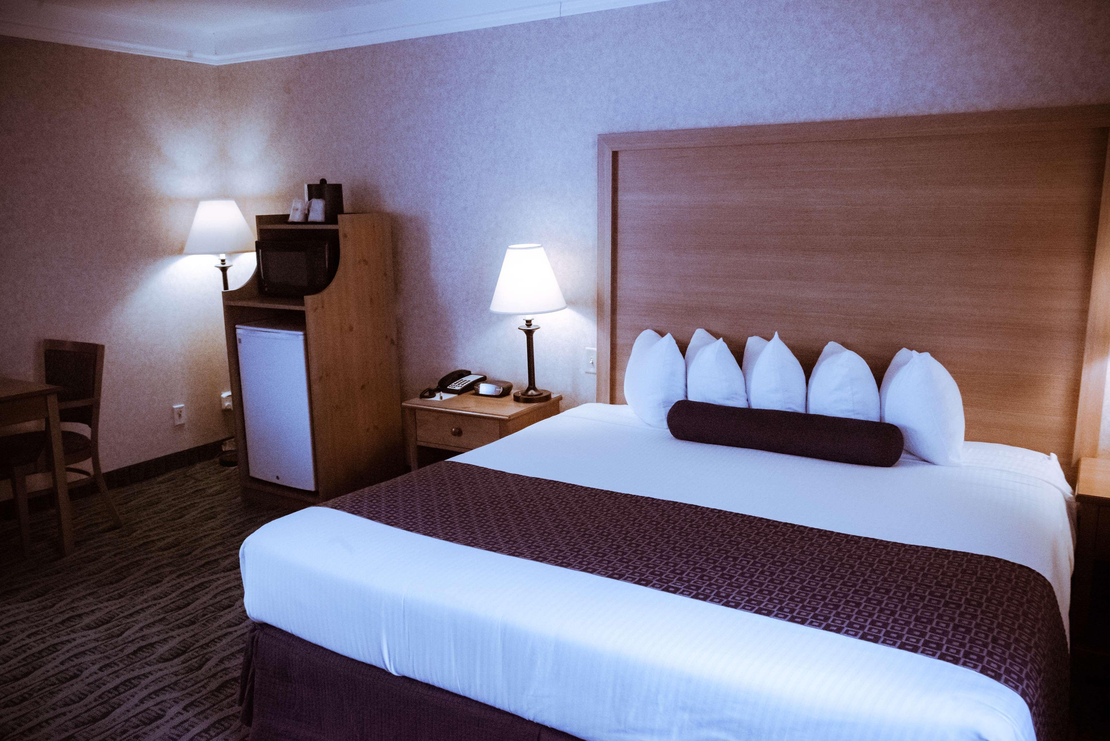 Best Western Plus Executive Court Inn & Conference Center Manchester Eksteriør bilde