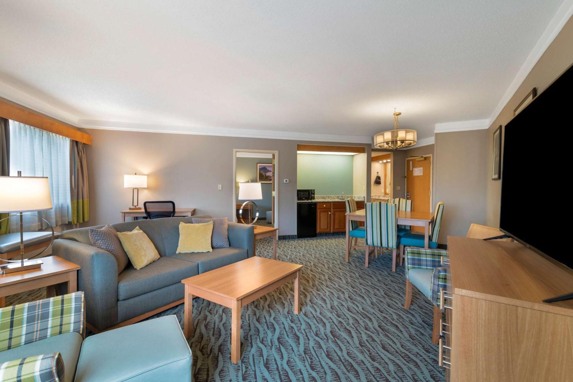Best Western Plus Executive Court Inn & Conference Center Manchester Eksteriør bilde